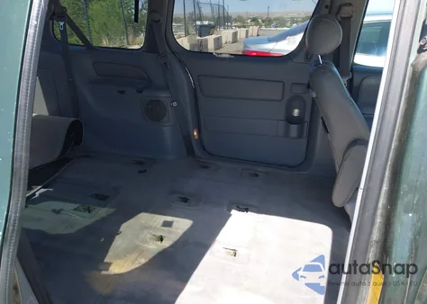 2000 Toyota Sienna Le/Xle z USA, uszkodzony, nr VIN 4T3ZF13C8YU215604